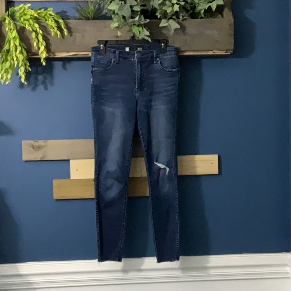 KUT Jeans HR Connie Skinny. Size 2